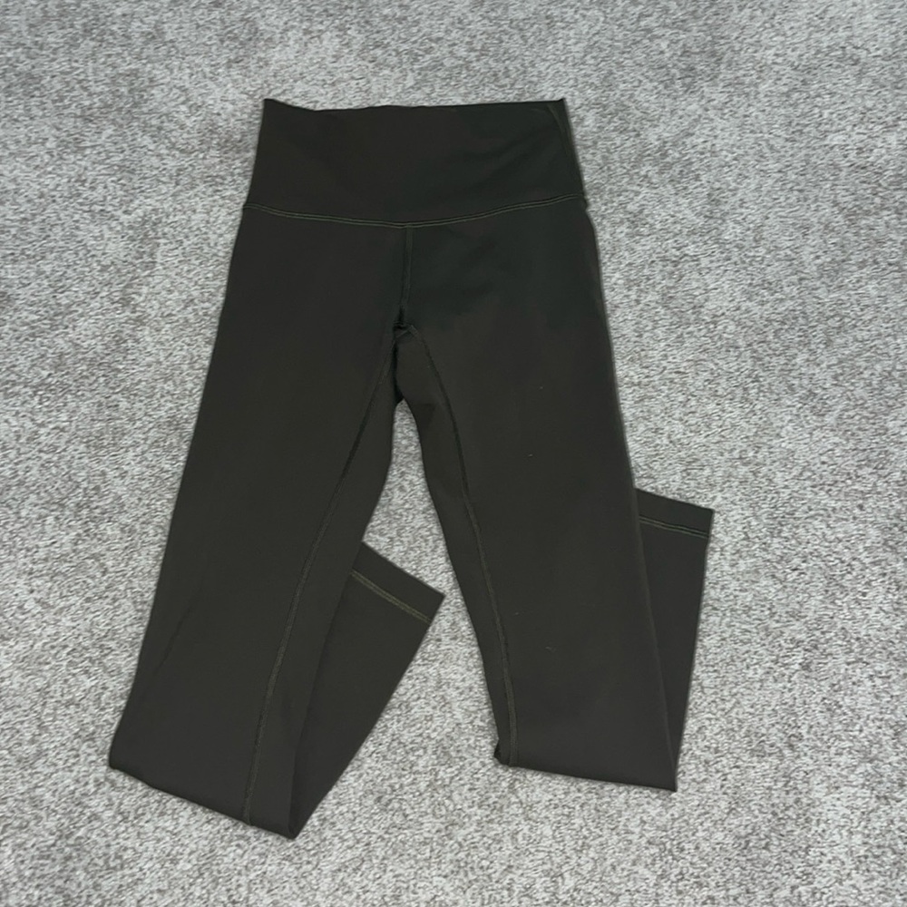 LuluLemon align leggings